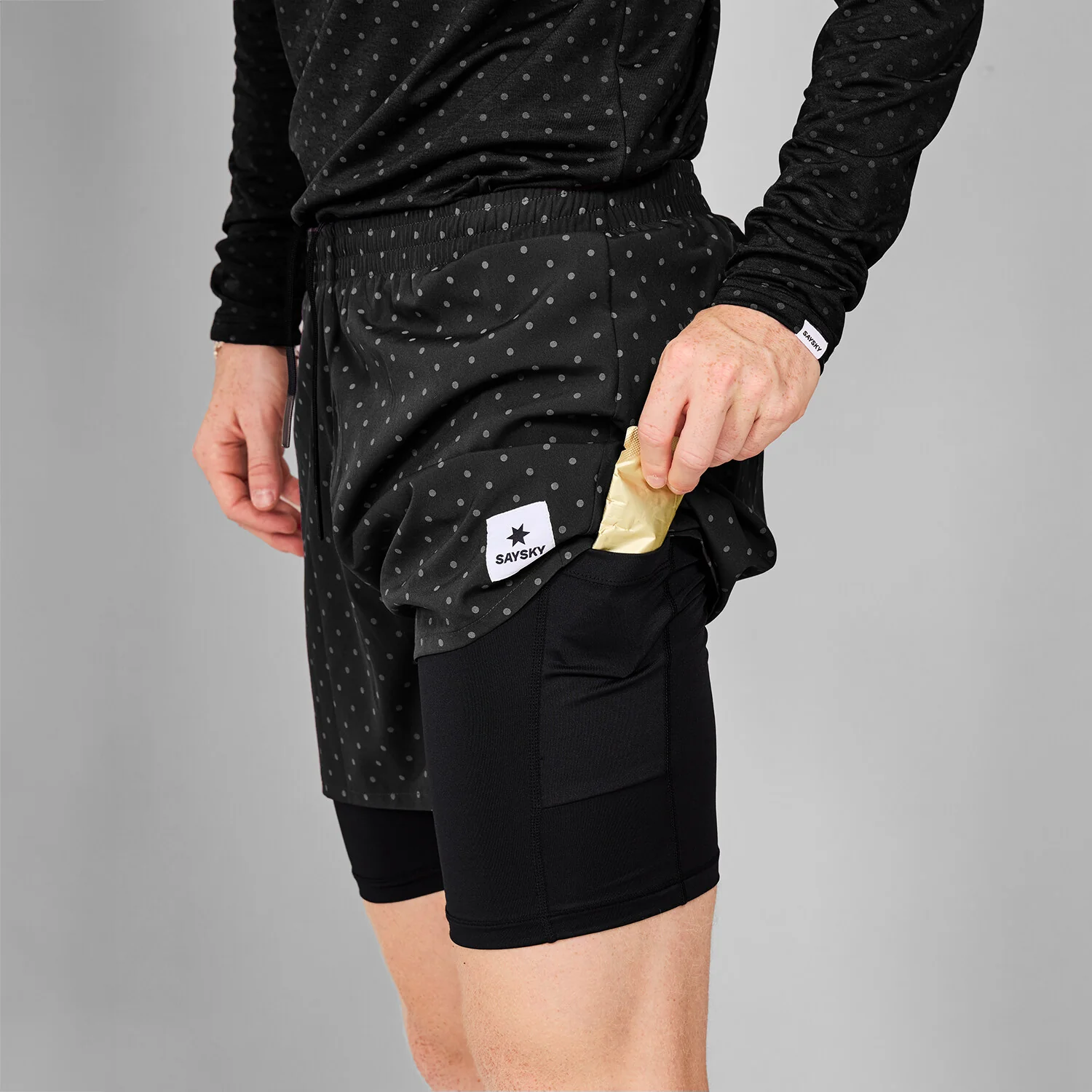 Reflective Polka 2 In 1 Pace Shorts 5" - Image 7